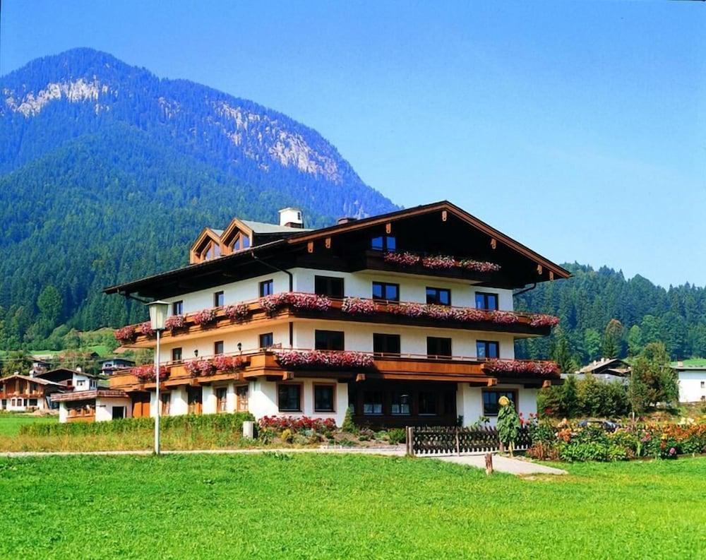 Ferienhotel Tyrol Soell Am Wilden Kaiser Exteriör bild