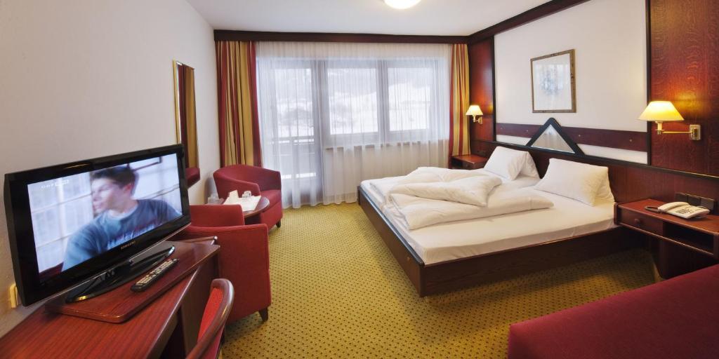 Ferienhotel Tyrol Soell Am Wilden Kaiser Rum bild