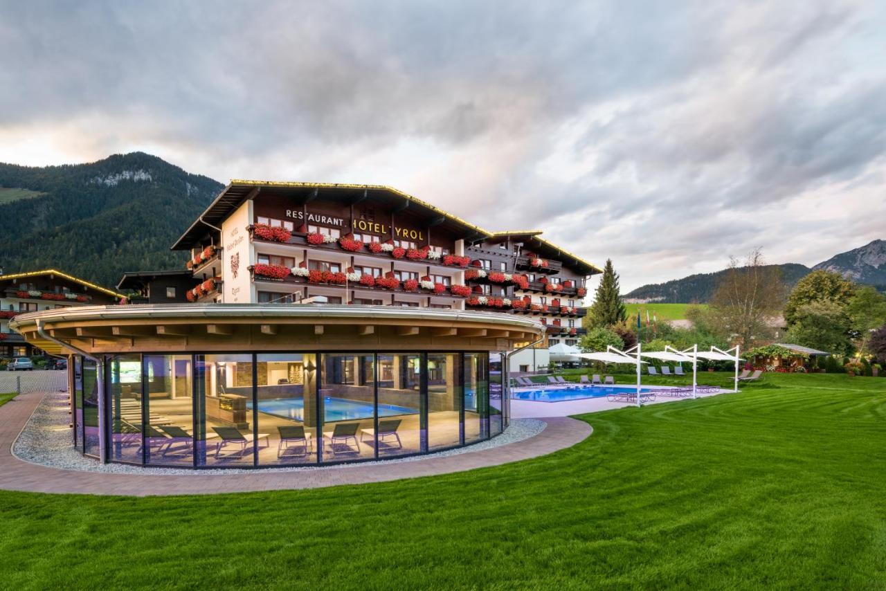 Ferienhotel Tyrol Soell Am Wilden Kaiser Exteriör bild