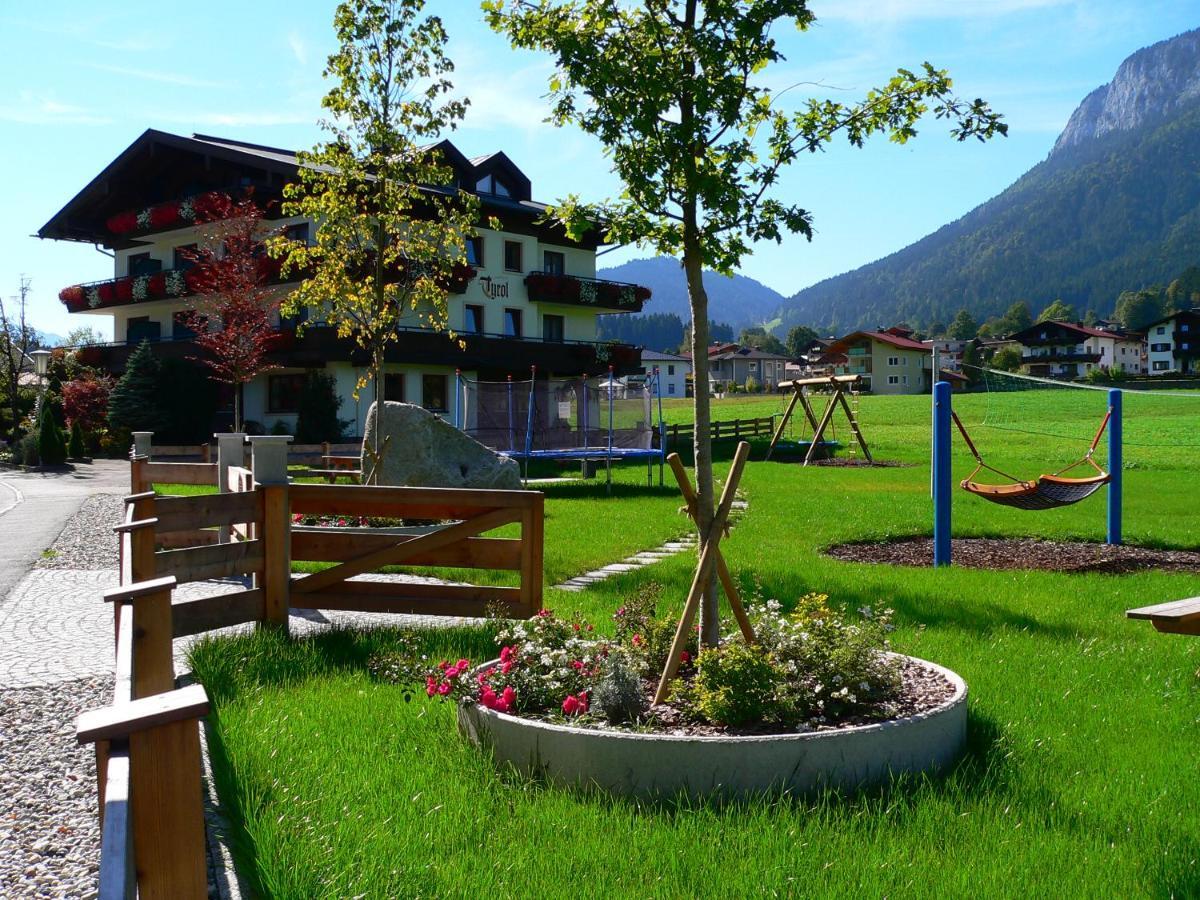 Ferienhotel Tyrol Soell Am Wilden Kaiser Exteriör bild